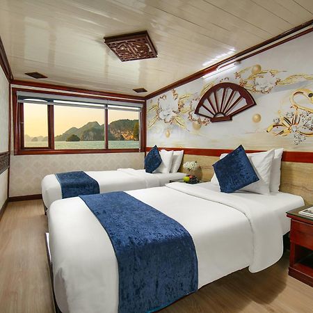 Fantasea Imperial Cruise Hotel Ha Long Bagian luar foto