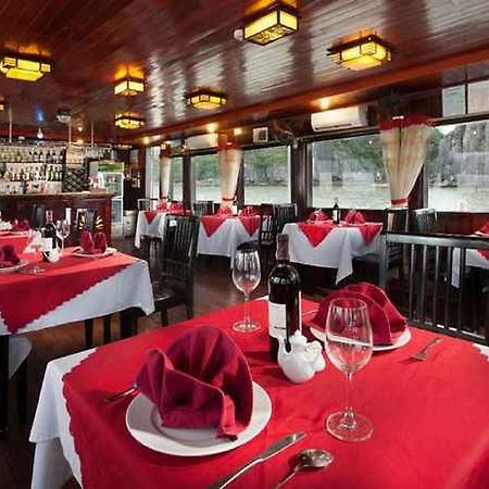 Fantasea Imperial Cruise Hotel Ha Long Bagian luar foto
