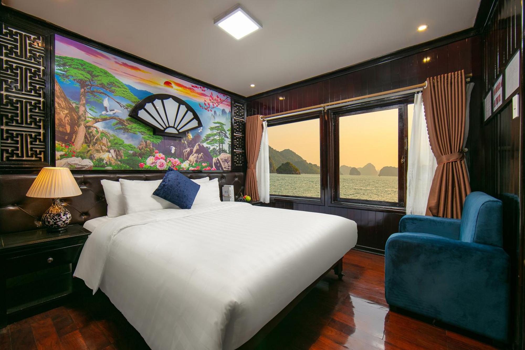 Fantasea Imperial Cruise Hotel Ha Long Bagian luar foto